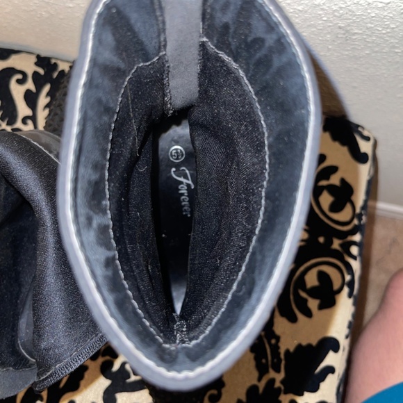 Black Stiletto Studded Back Zip Ankle Boots - Picture 9 of 10